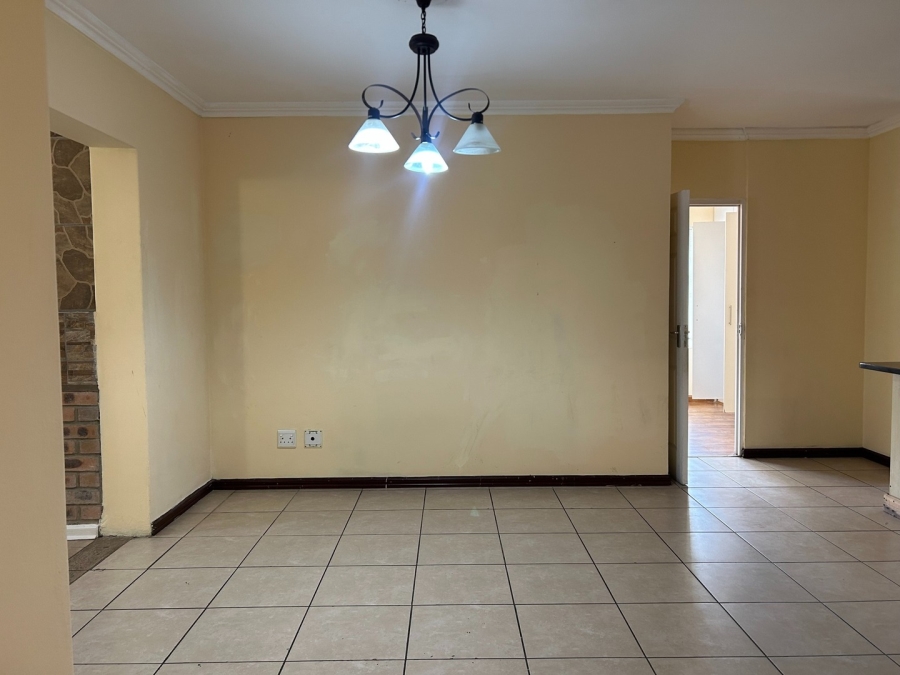 5 Bedroom Property for Sale in Beacon Bay North Eastern Cape
